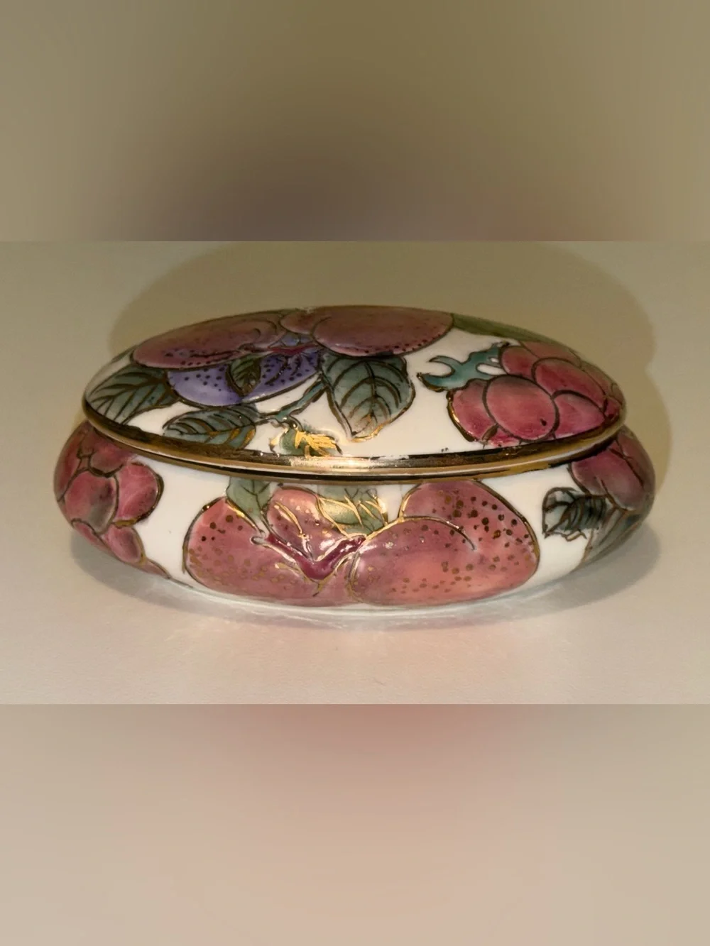 Vtg Toyo China Oval Porcelain Box Enamel Peaches & Fruit Motif Dish w/ gold trim